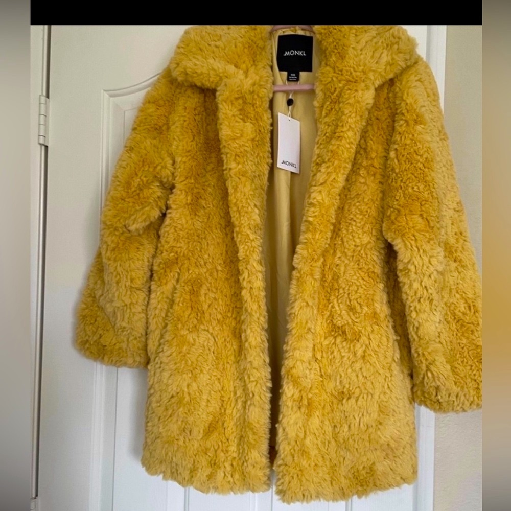ASOS Curly Coat - Picture 3 of 6